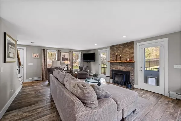Lakeville, MA 02347,57 County St