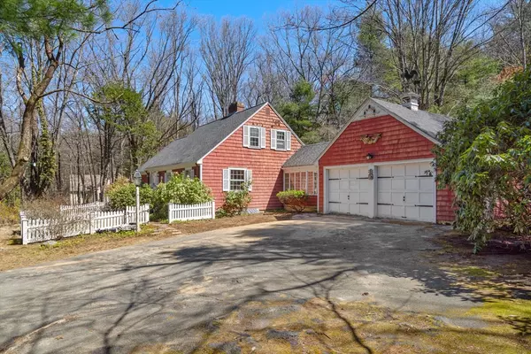 Wayland, MA 01778,262 Cochituate