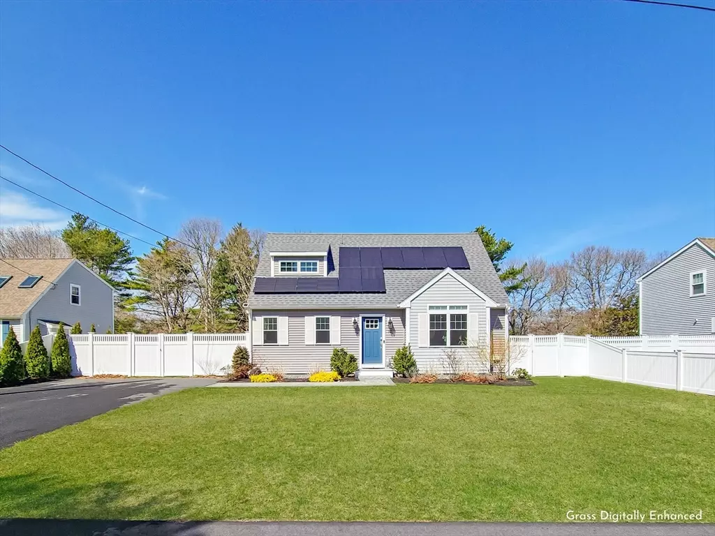 Falmouth, MA 02536,92 Broken Bow Ln