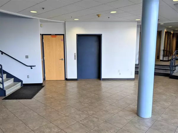 Tewksbury, MA 01876,890 East St