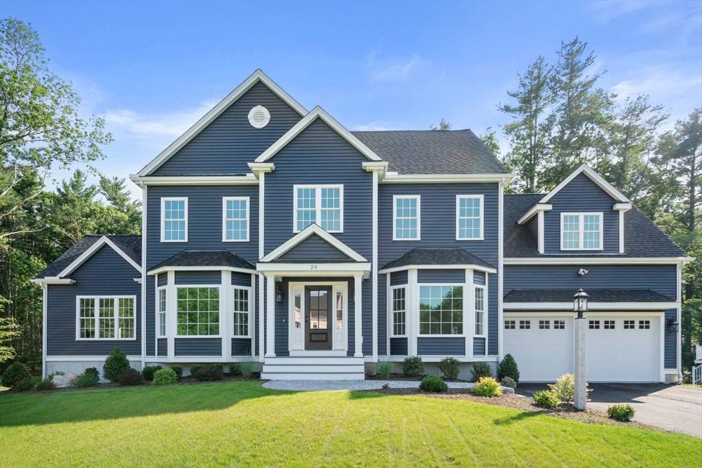 Easton, MA 02356,29 Owl Ridge Road