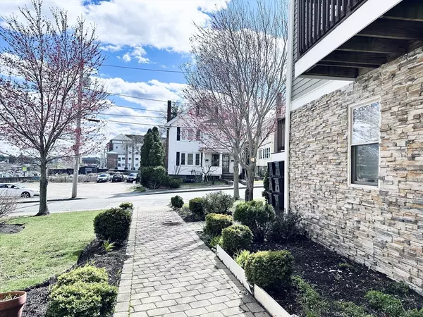 Quincy, MA 02169,248 Presidents Lane #3