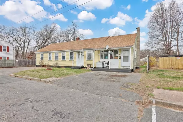 64-66 Farragut St, Springfield, MA 01104