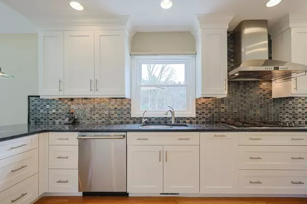 Hopkinton, MA 01748,6 Sterling Drive