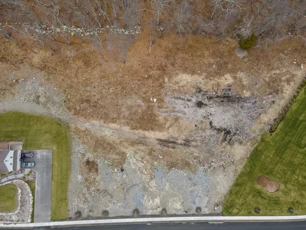 Seekonk, MA 02771,10 Berson Road