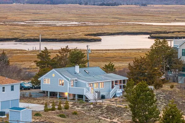 Newbury, MA 01951,20 Independence Way