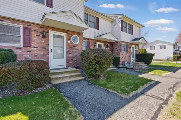 Chicopee, MA 01013,55 Empire St #8