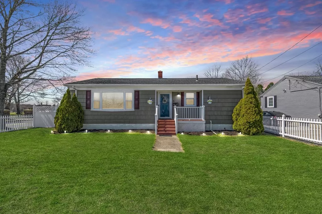 New Bedford, MA 02740,5 Byron St