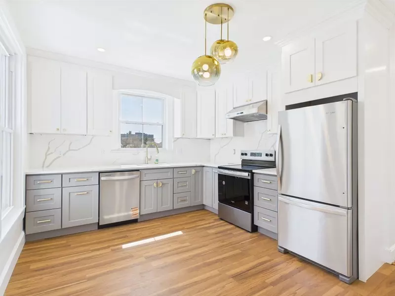 81 Washington St #3, Malden, MA 02148