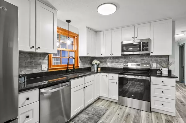 Oxford, MA 01540,11 Beech Street