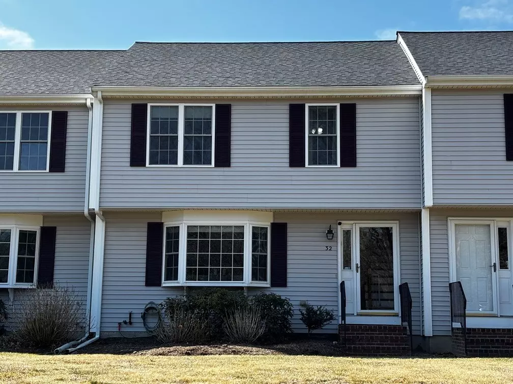 East Bridgewater, MA 02333,32 Old Plymouth St #32