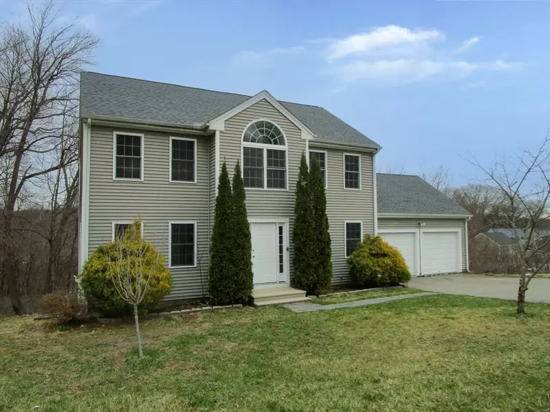 12 Fatima Ln, Worcester, MA 01606