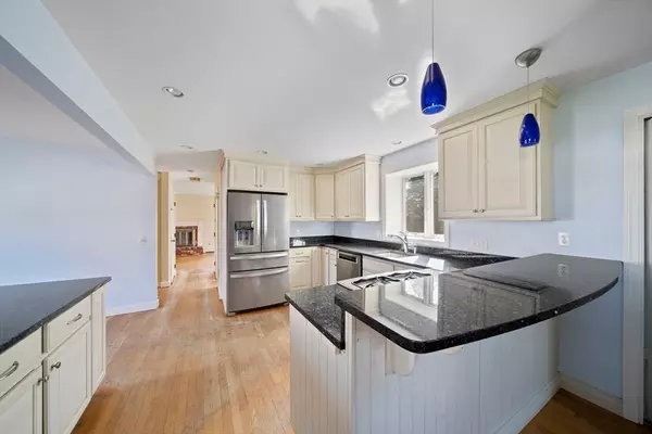 Bourne, MA 02559,3 Andrea Road