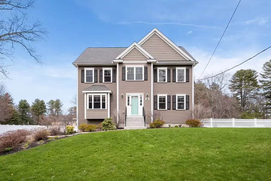 19 Boutwell St, Wilmington, MA 01887