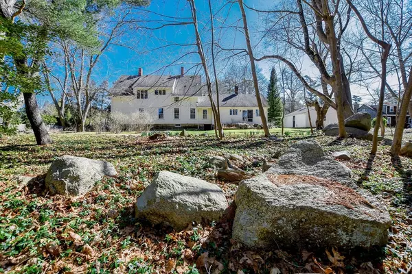 Marion, MA 02738,416-418 Front Street