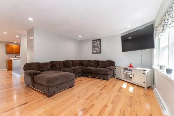 Maynard, MA 01754,2 Apple Ridge #2