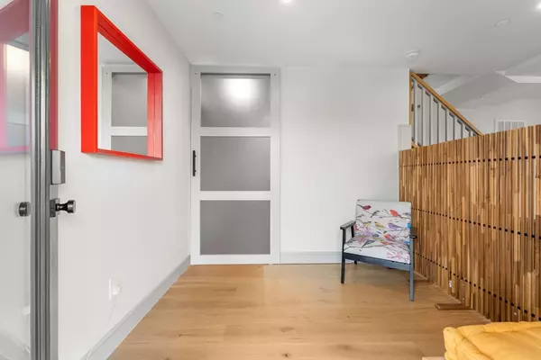 Brookline, MA 02446,151 Mason Ter #1