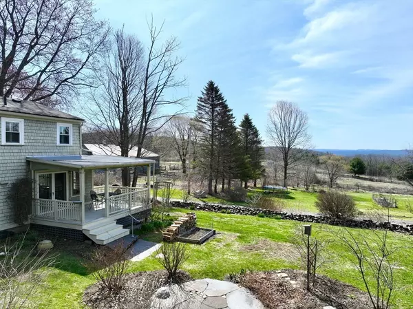 Belchertown, MA 01007,581 North Gulf Rd