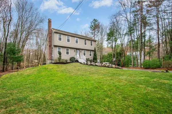 Raynham, MA 02767,22 Walter Dr