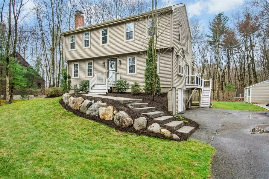 22 Walter Dr, Raynham, MA 02767