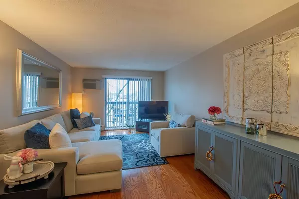 Watertown, MA 02472,164 Galen St #33