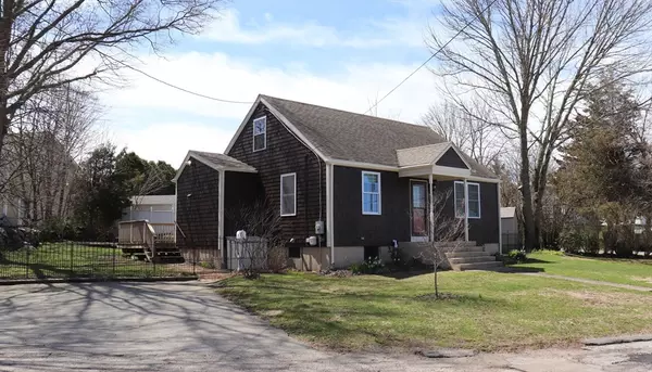 Tiverton, RI 02878,51 Pleasant Ave