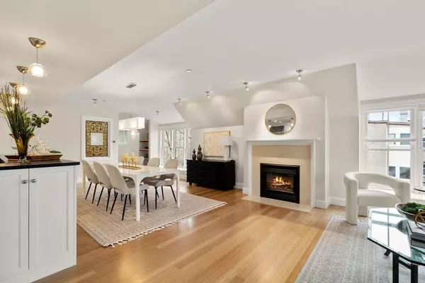 Brookline, MA 02446,99 Winchester St #4