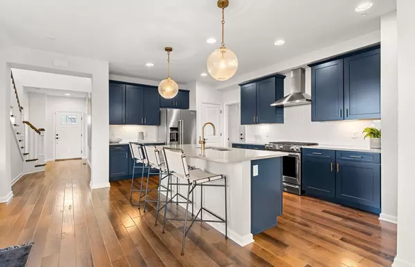 Woburn, MA 01801,8 Mason Way #62