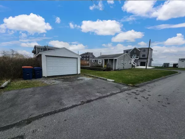 Fairhaven, MA 02719,19 Point St