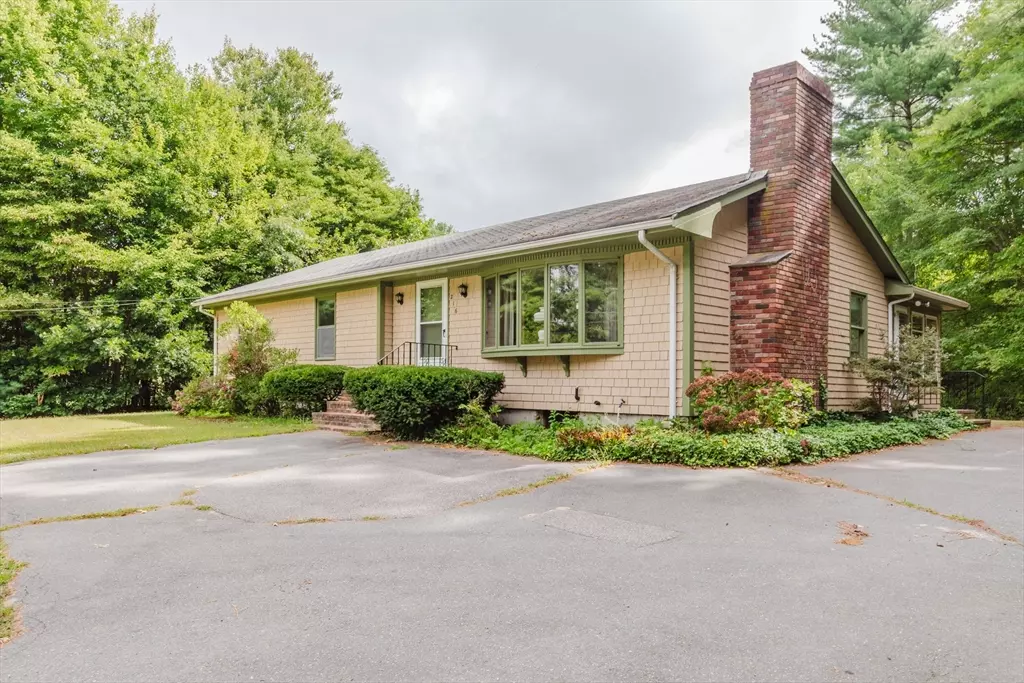 Freetown, MA 02717,216 County Rd