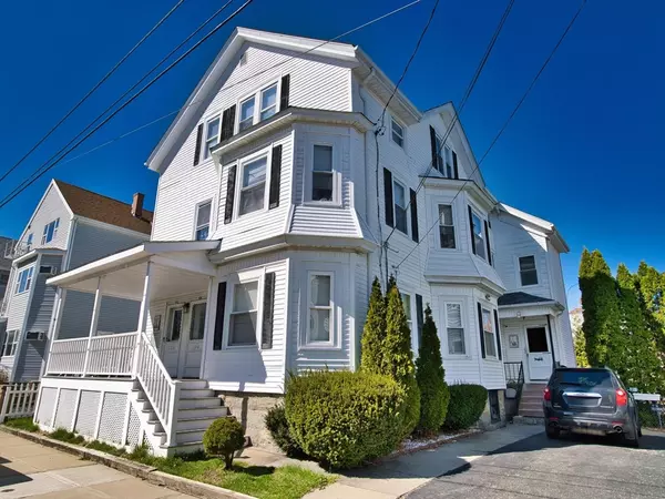 66-68 Oliver St, Fall River, MA 02724