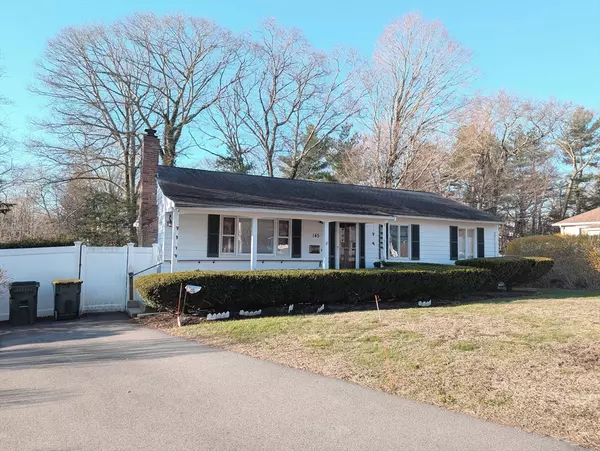 145 Pleasant St, Franklin, MA 02038