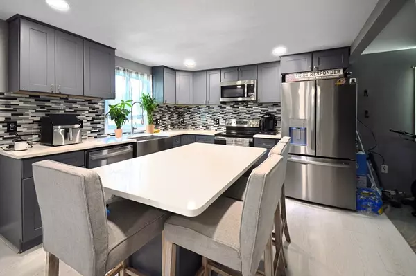 Warren, RI 02885,181 Franklin St