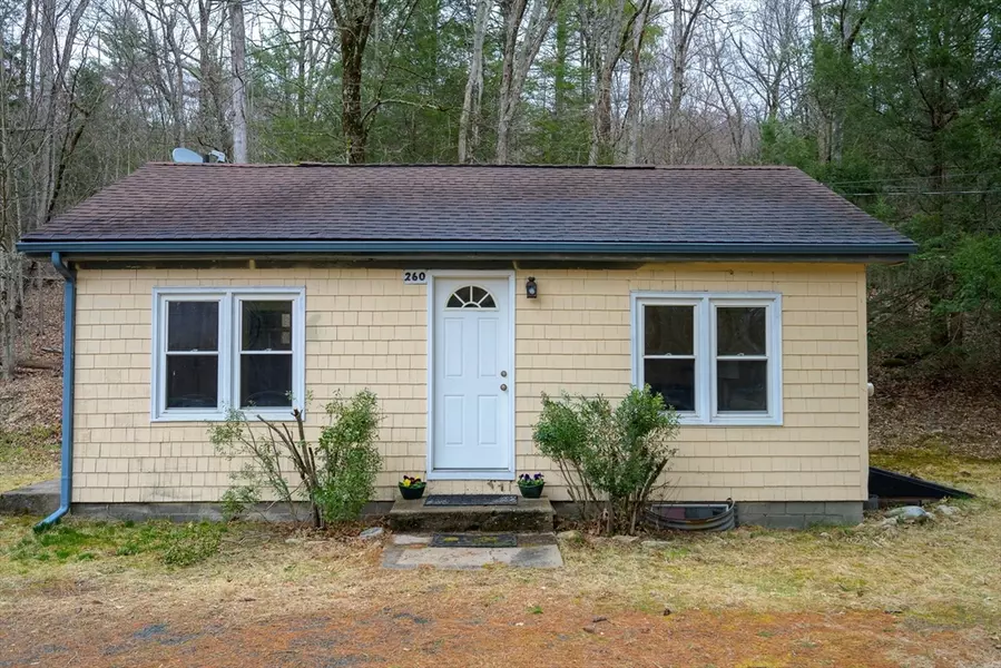260 Amherst Rd, Belchertown, MA 01007