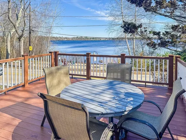 Sharon, MA 02067,139 Beach St