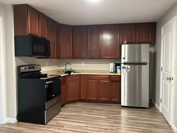 Holyoke, MA 01040,2-4 Rene Dr