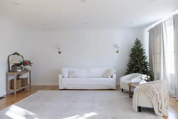 Southwick, MA 01077,8 Noble Steed Xing