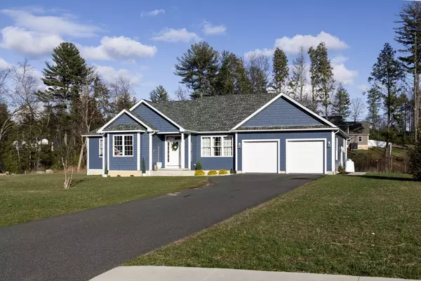 8 Noble Steed Xing, Southwick, MA 01077