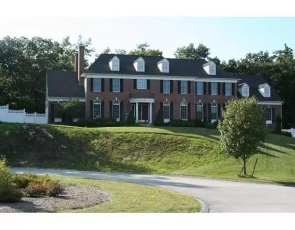 Hopkinton, MA 01748,6 Everett Circle