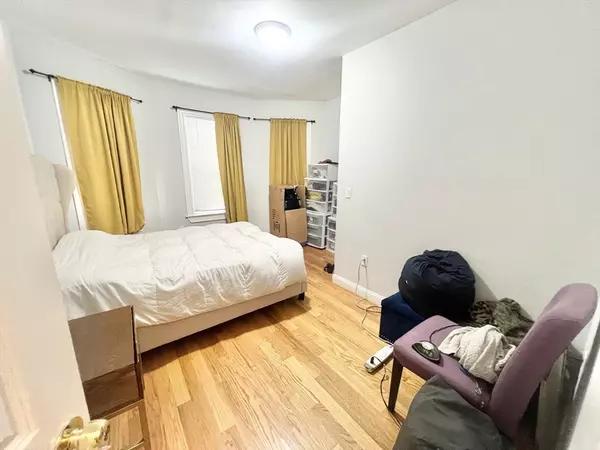 Boston, MA 02122,13 Hendry Street #1