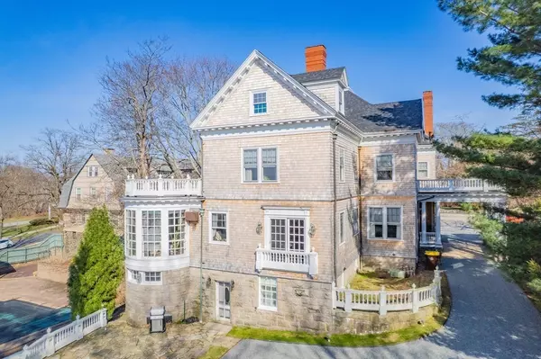 Fall River, MA 02720,654 Highland Ave