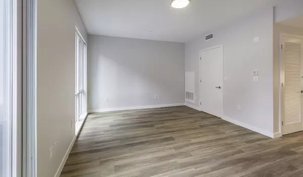 Cambridge, MA 02142,50 Rogers St. #414