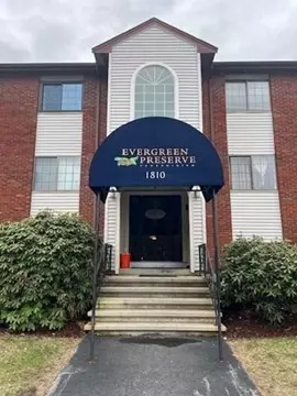 1810 Skyline Drive #11, Lowell, MA 01854