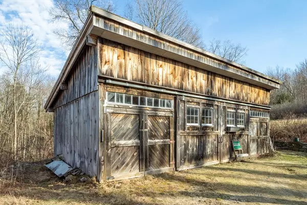 New Salem, MA 01355,141 Wendell