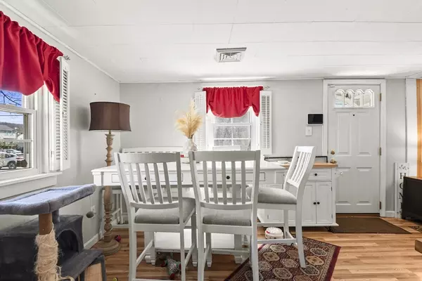 Fall River, MA 02720,402 Elsbree Street