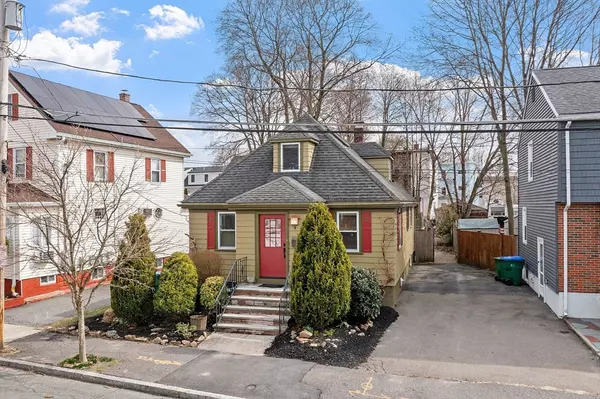 9 Maynard Street, Medford, MA 02155