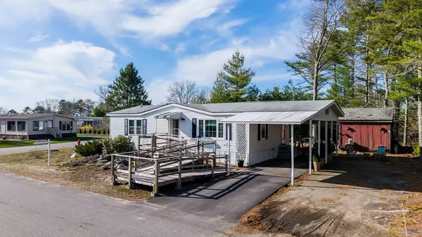 1 Washington Park, Carver, MA 02330