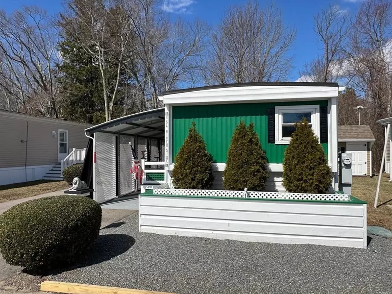 300 East Washington #54R, North Attleboro, MA 02760