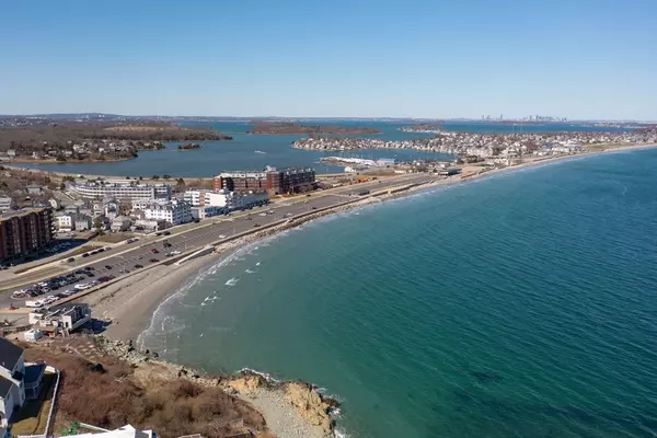 19 Oceanside Drive #19, Hull, MA 02045