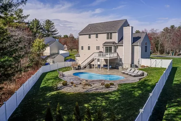 Raynham, MA 02767,103 Crimson St